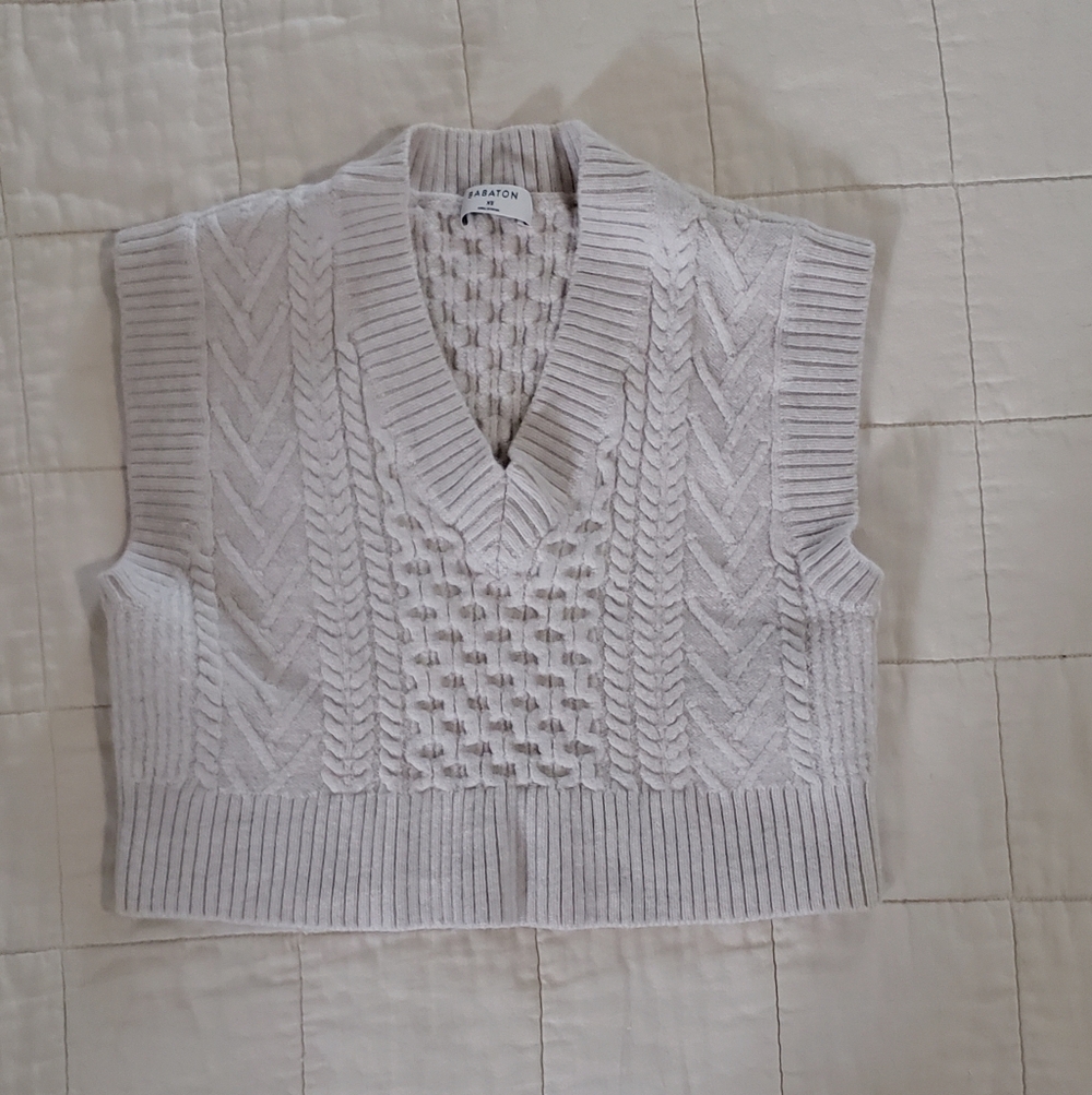 Babaton Emporia Vest Merino Wool Sweater Vest Beige Bone Cream Birch XS - Picture 4 of 11